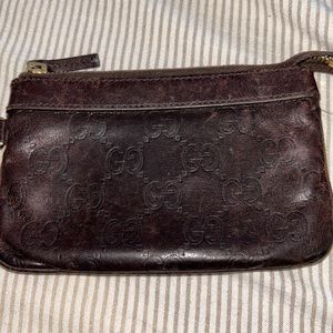 Gucci leather zip wallet
